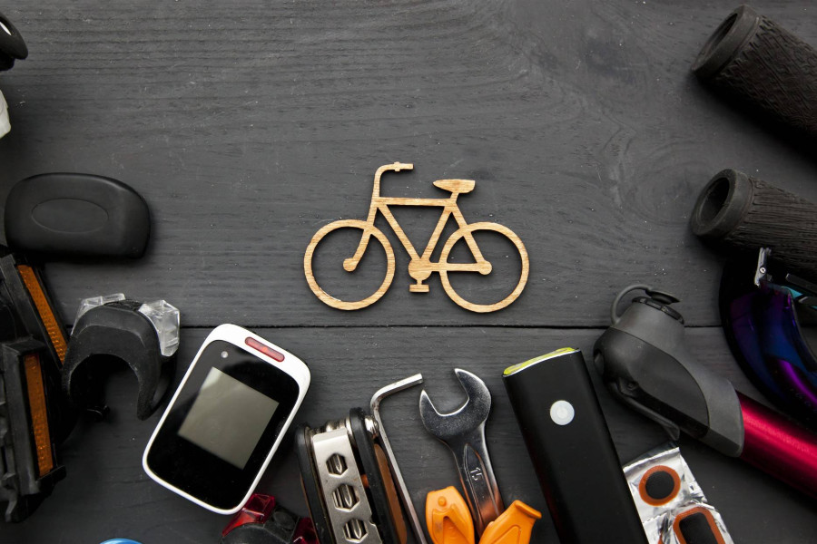 Jak wybrać osprzęt elektroniczny do roweru na każdą trasę?